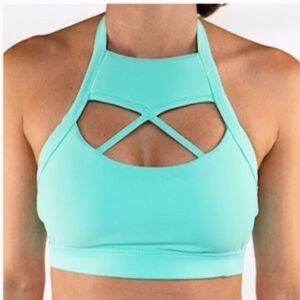 NWOT Chestee sports bra,mint green, Barbella collab size 10
